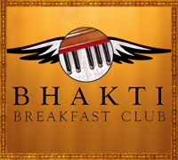 Kirtan Central's Bhakti Breakfast Club online harmonium classes with Daniel Tucker